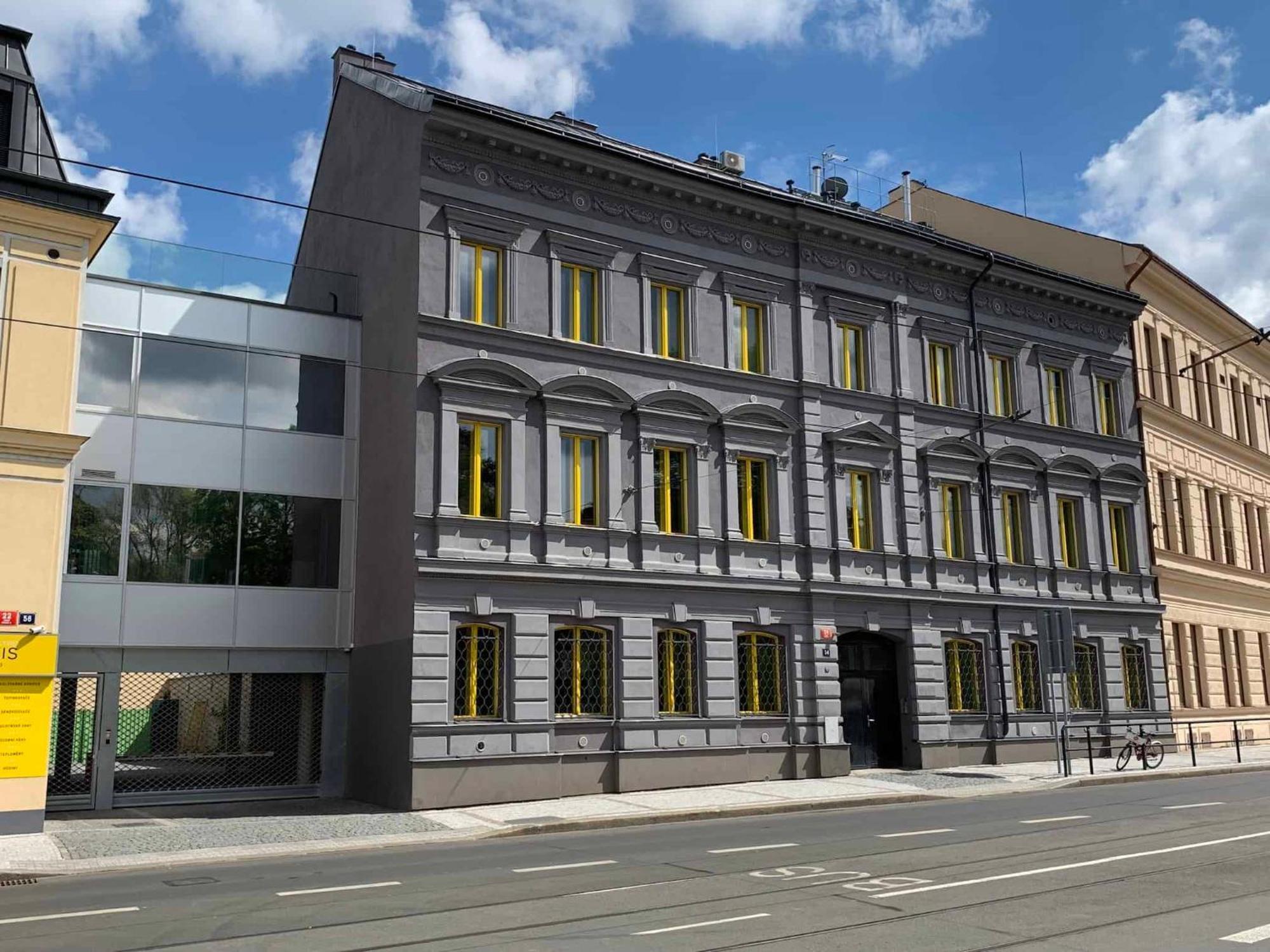 LYLY APARTMENT - Parkování Zdarma - U centra Praga Exterior foto